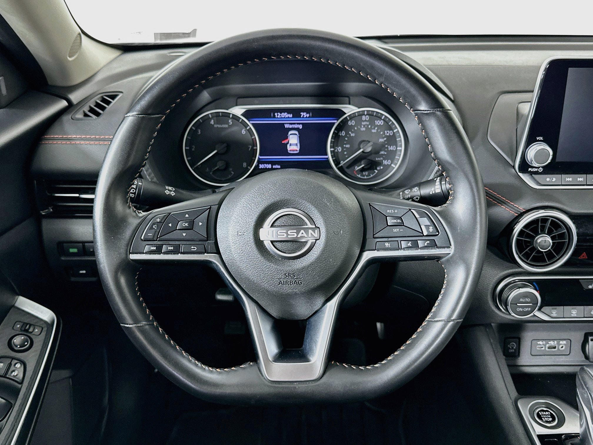 Used 2025 Nissan Sentra SR FWD image 18