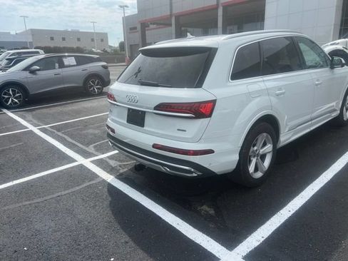 Used 2021 Audi Q7 3.0T Premium w/ Convenience Package AWD/4WD image 7
