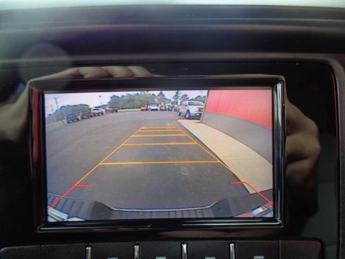 Used 2015 GMC Sierra 1500 4x4 Double Cab w/ Elevation Edition image 9
