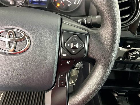 Used 2020 Toyota Tacoma SR w/ SR Convenience Package RWD image 22