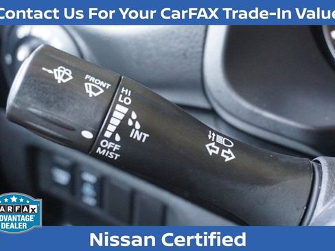 Used 2024 Nissan Titan SV w/ SV Convenience Package image 29