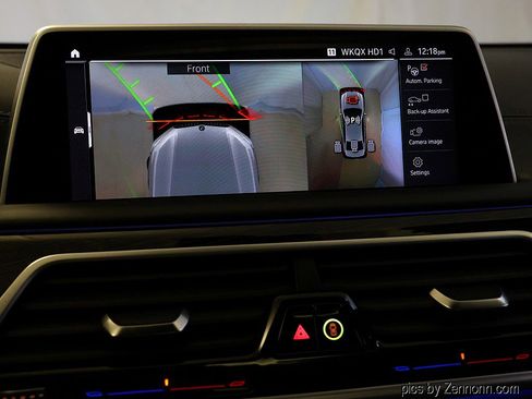 Certified 2022 BMW 750i xDrive w/ Executive Package image 23