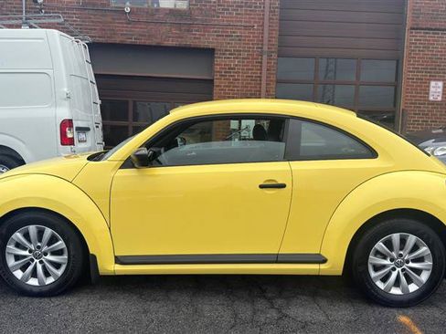 Used 2015 Volkswagen Beetle 1.8T FWD image 10