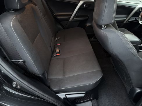 Used 2016 Toyota RAV4 XLE image 15