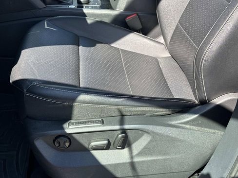 Used 2021 Volkswagen Atlas SEL AWD/4WD image 19