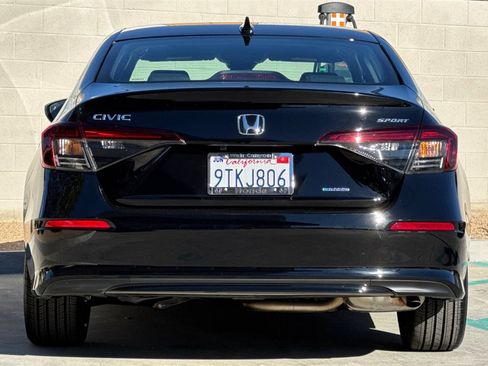 Certified 2025 Honda Civic Sport image 9