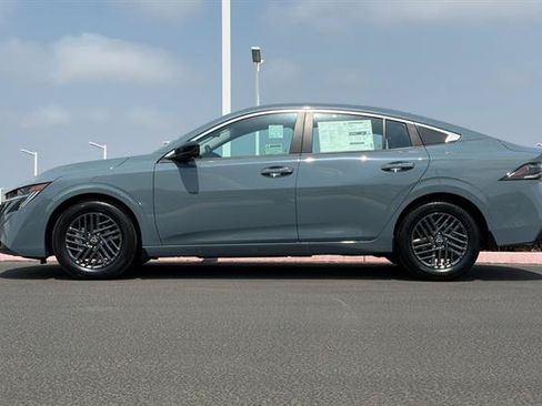 New 2026 Nissan Sentra SV w/ SV Convenience Package FWD image 7