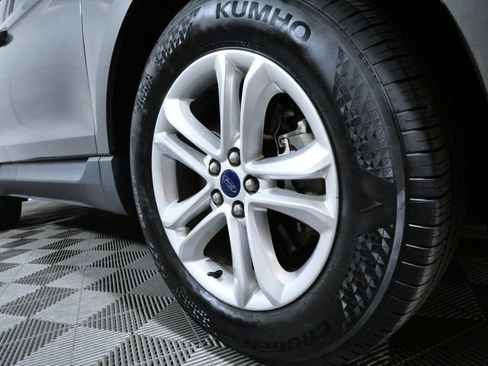 Certified 2019 Ford Edge SEL AWD/4WD image 2