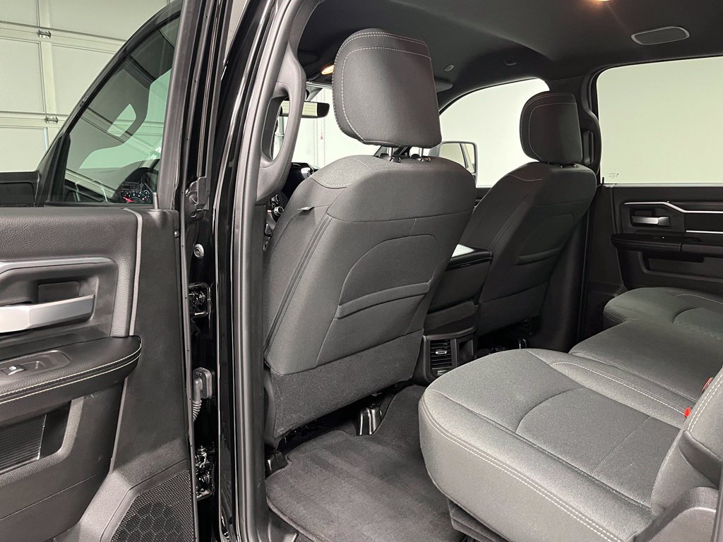 Used 2026 RAM 2500 Big Horn AWD/4WD image 40
