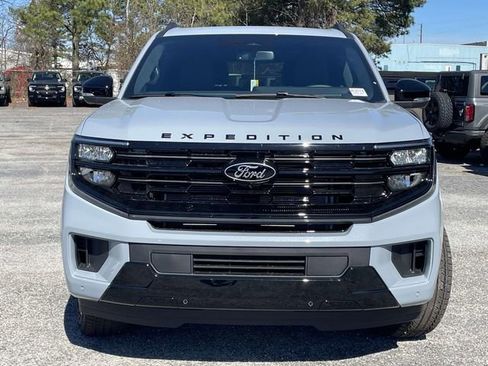 New 2026 Ford Expedition Max Platinum w/ Stealth Appearance Package image 23