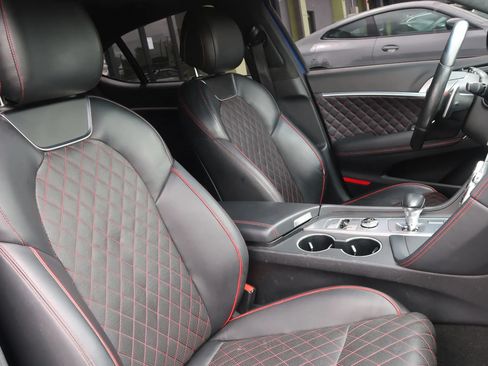 Used 2019 Genesis G70 2.0T Advanced w/ Sport Package AWD/4WD image 28