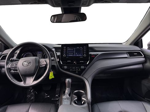 Used 2023 Toyota Camry SE FWD image 10