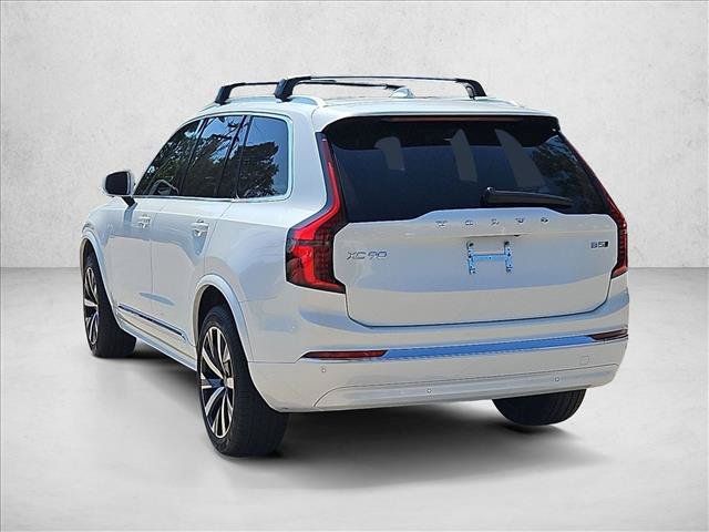 Used 2025 Volvo XC90 B5 Core w/ Climate Package AWD/4WD image 8
