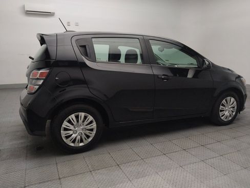 Used 2020 Chevrolet Sonic LT FWD image 10