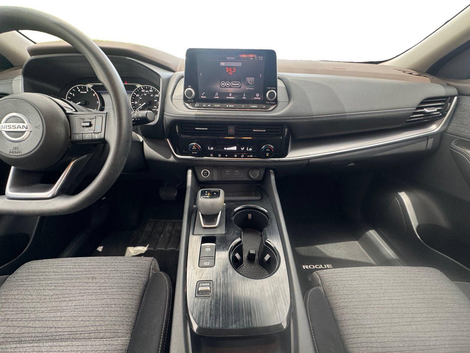 Used 2021 Nissan Rogue SV FWD image 12