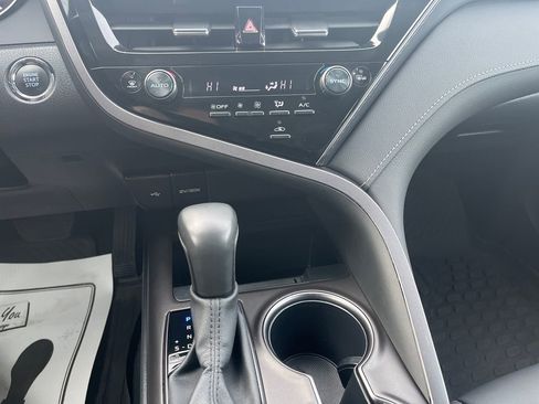 Certified 2024 Toyota Camry SE w/ Convenience Package image 20