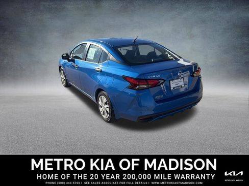 Used 2021 Nissan Versa S image 4