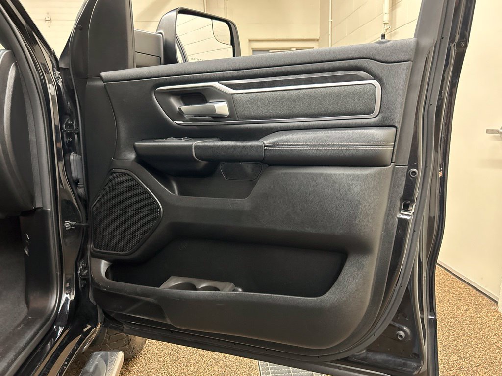 Used 2019 RAM 1500 Big Horn AWD/4WD image 15