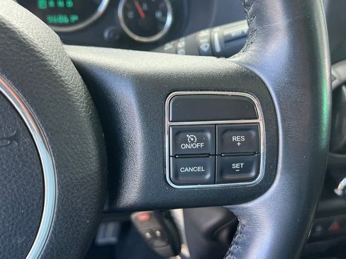 Used 2017 Jeep Wrangler Unlimited Sport w/ Quick Order Package 24S AWD/4WD image 29