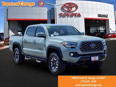 Used 2023 Toyota Tacoma TRD Off-Road w/ Technology Package RWD image 1