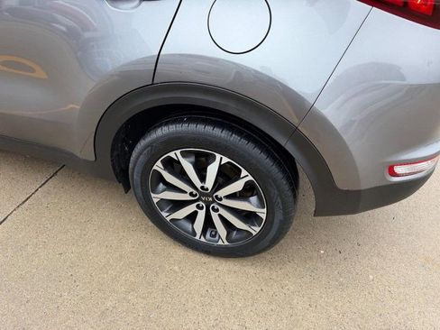 Used 2019 Kia Sportage EX image 5