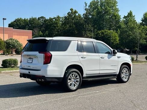 Used 2023 GMC Yukon Denali AWD/4WD image 5