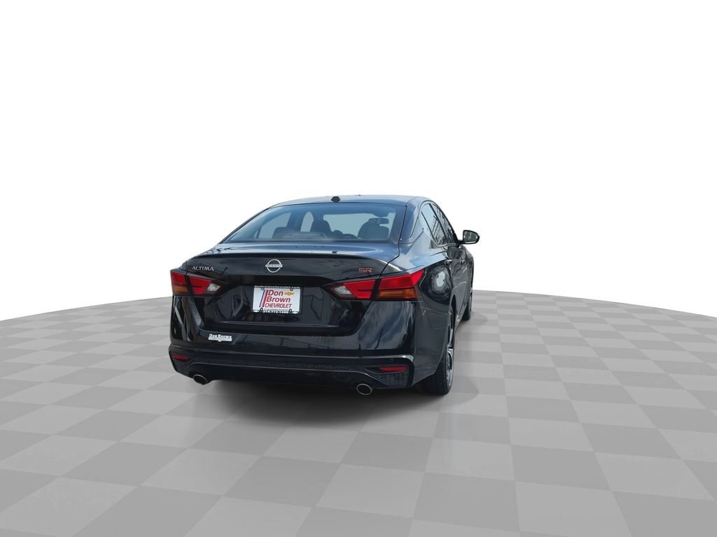 Used 2024 Nissan Altima 2.5 SR FWD image 42