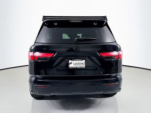 Used 2023 Toyota Sequoia SR5 w/ SR5 Premium Package AWD/4WD image 9