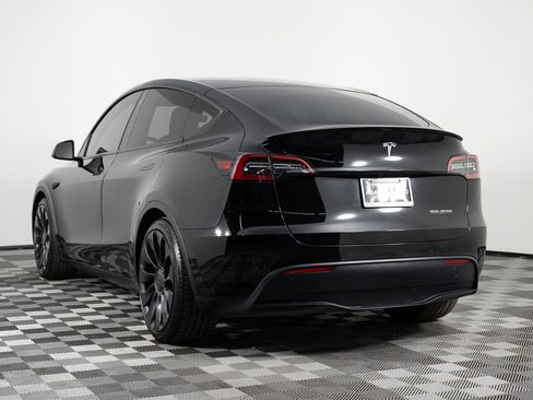 Used 2021 Tesla Model Y Performance image 5
