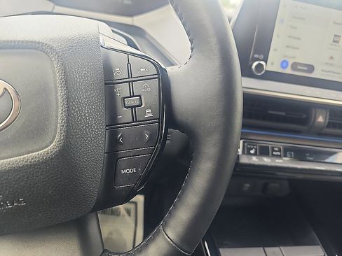 Used 2024 Toyota Prius XLE image 22