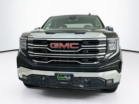Used 2025 GMC Sierra 1500 SLT AWD/4WD image 2