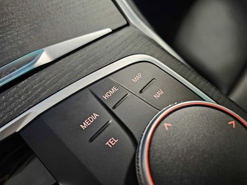 Used 2025 BMW 330i xDrive Sedan w/ M Sport Package image 25