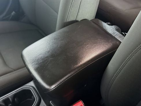 Used 2019 Jeep Wrangler Unlimited Sport S image 18