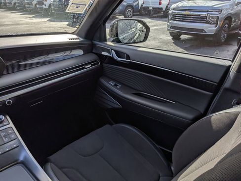 Used 2025 Hyundai Palisade Calligraphy image 20