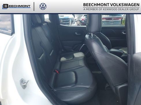 Used 2018 Jeep Renegade Limited w/ UConnect 8.4 Nav Group AWD/4WD image 25