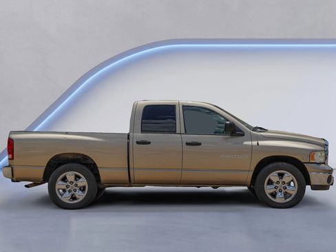 Used 2005 Dodge Ram 1500 Truck SLT image 10