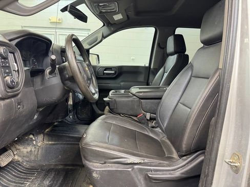 Used 2021 Chevrolet Silverado 1500 W/T w/ WT Value Package AWD/4WD image 9