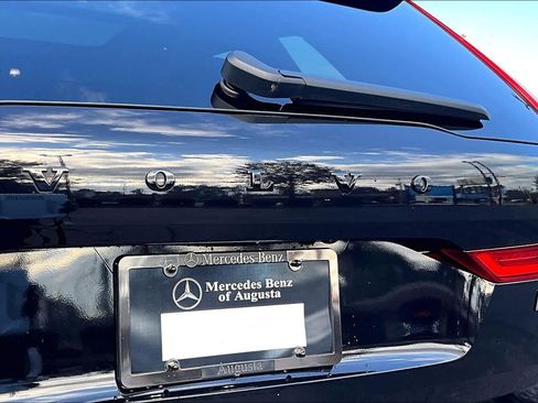 Used 2024 Volvo XC60 T8 Ultimate image 9