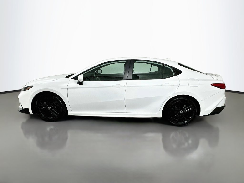 Certified 2025 Toyota Camry SE FWD image 8
