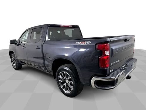Used 2023 Chevrolet Silverado 1500 LT AWD/4WD image 6