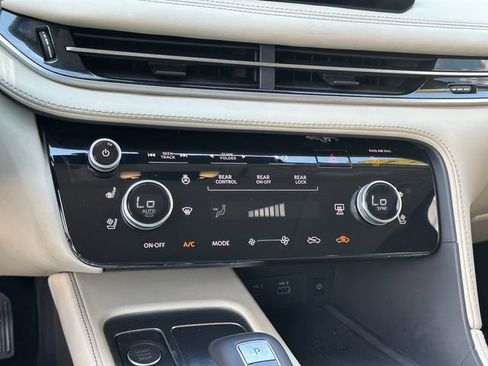 Used 2023 INFINITI QX60 Luxe w/ Cargo Package FWD image 28