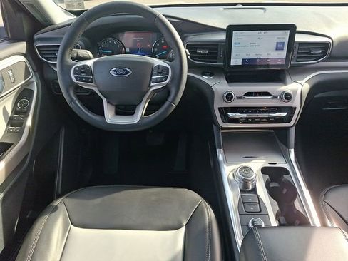Certified 2023 Ford Explorer XLT w/ Equipment Group 202A AWD/4WD image 11