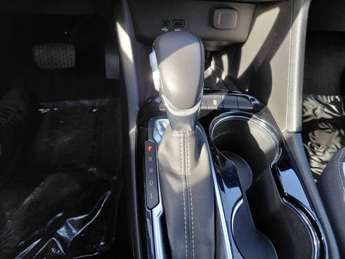 Used 2024 Buick Encore GX Avenir w/ Avenir Technology Package AWD/4WD image 21