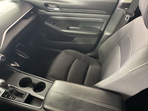 Used 2020 Nissan Altima 2.5 S FWD image 22