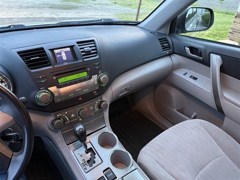 Used 2008 Toyota Highlander Sport AWD/4WD image 11