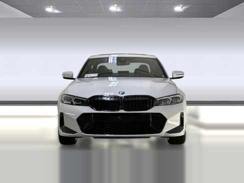 Used 2026 BMW 330i Sedan w/ M Sport Package RWD image 5