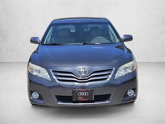 Used 2011 Toyota Camry XLE w/ XLE Extra-Value Pkg #1 FWD video 2