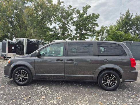 Used 2019 Dodge Grand Caravan GT FWD image 1