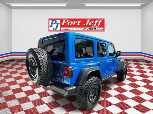 Used 2023 Jeep Wrangler Unlimited Sport AWD/4WD image 3