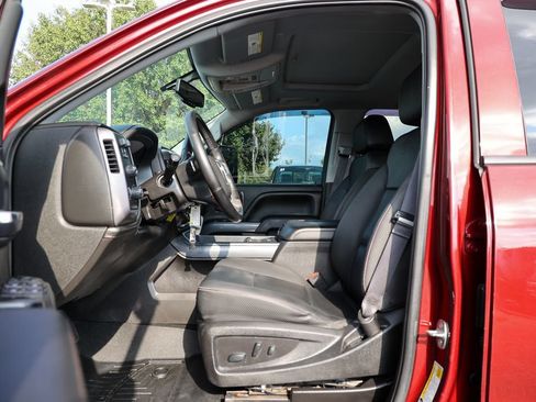 Used 2018 RAM 1500 Laramie w/ Convenience Group AWD/4WD image 36